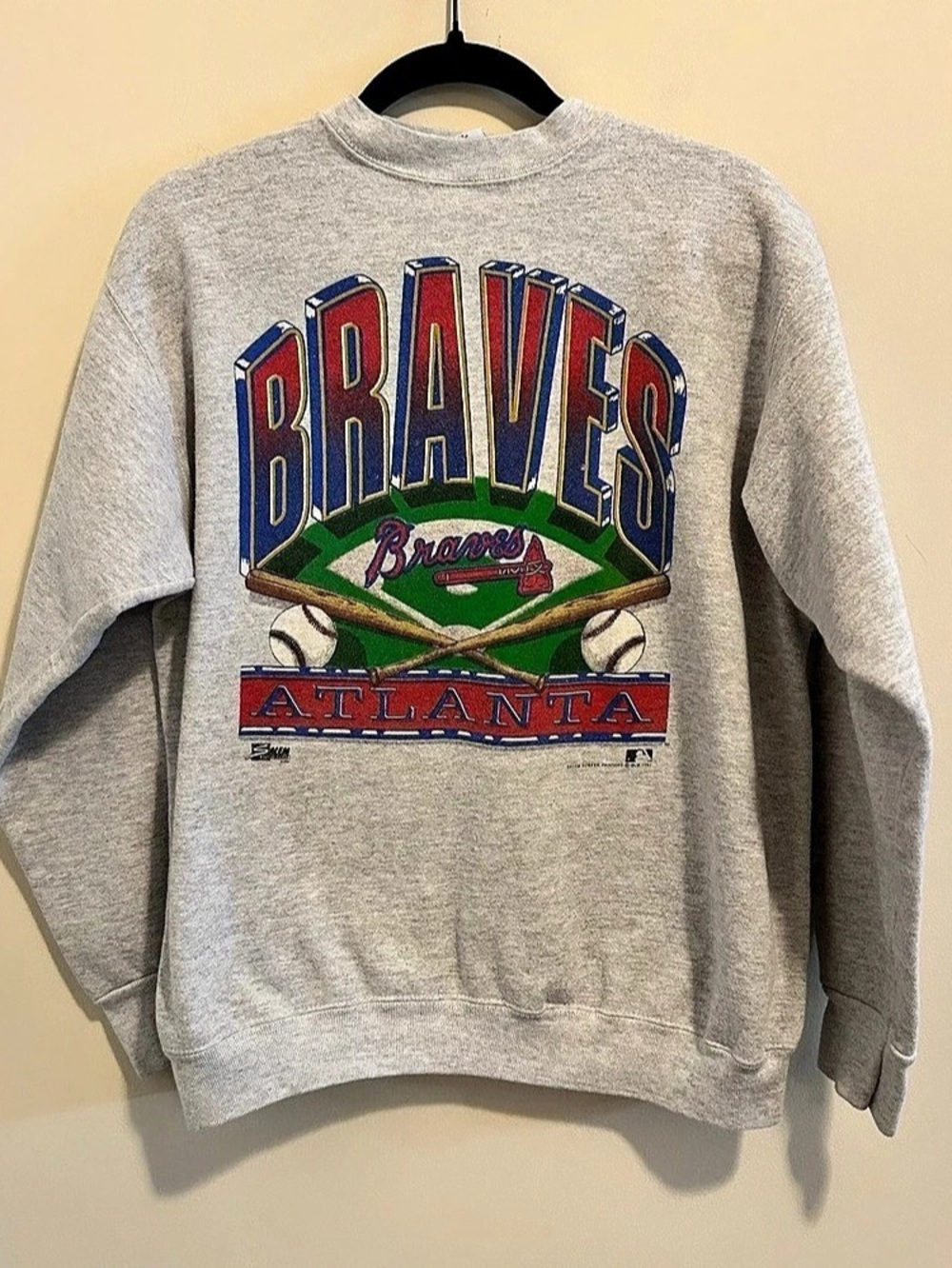 Atlanta Braves Vintage  graphic sweatshirt Gray Size Large